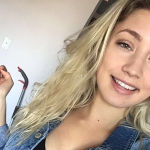 Meet your Posher, Mj